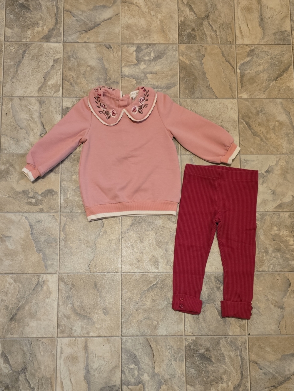 NWOT Cynthia Rowley Pink Sweater with Rose-Pink Ribbed Leggings Size 12M.